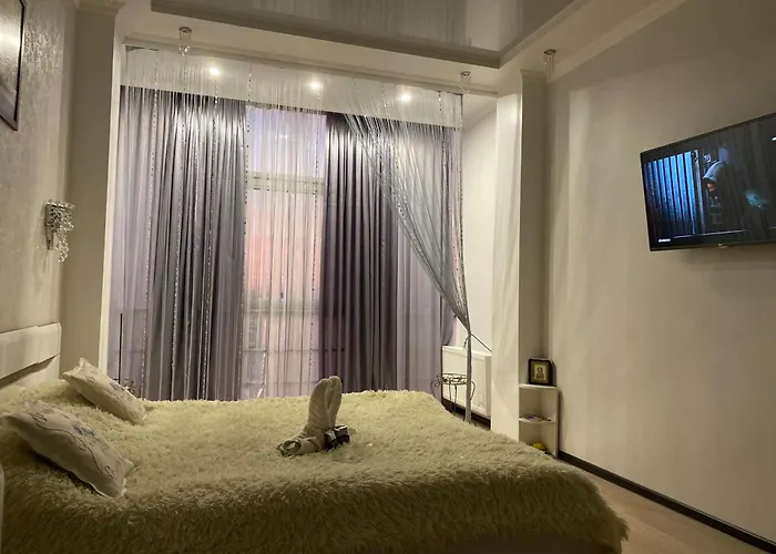 Appartement маршала малиновського 18 б 12 жемчужина