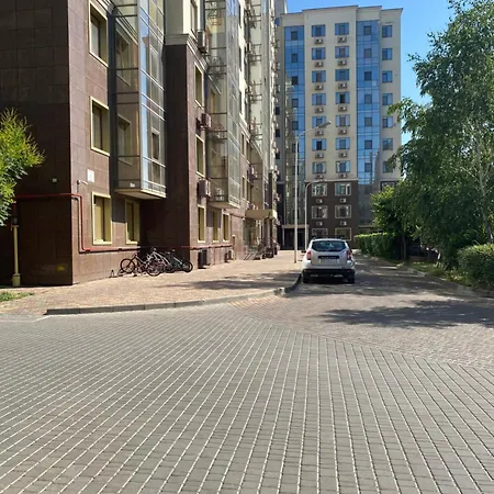 маршала малиновського 18 б 12 жемчужина Apartman *