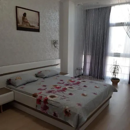 Apartment маршала малиновського 18 б 12 жемчужина *